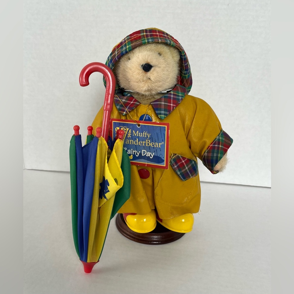 Vintage Muffy Vander Bear Rainy Day